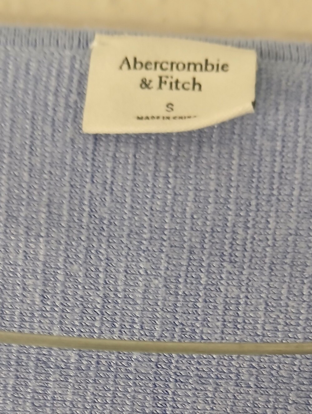 Abercrombie & Fitch Pastel Blue Ribbed Square-Neck Crop Tee - Picture 2 of 6